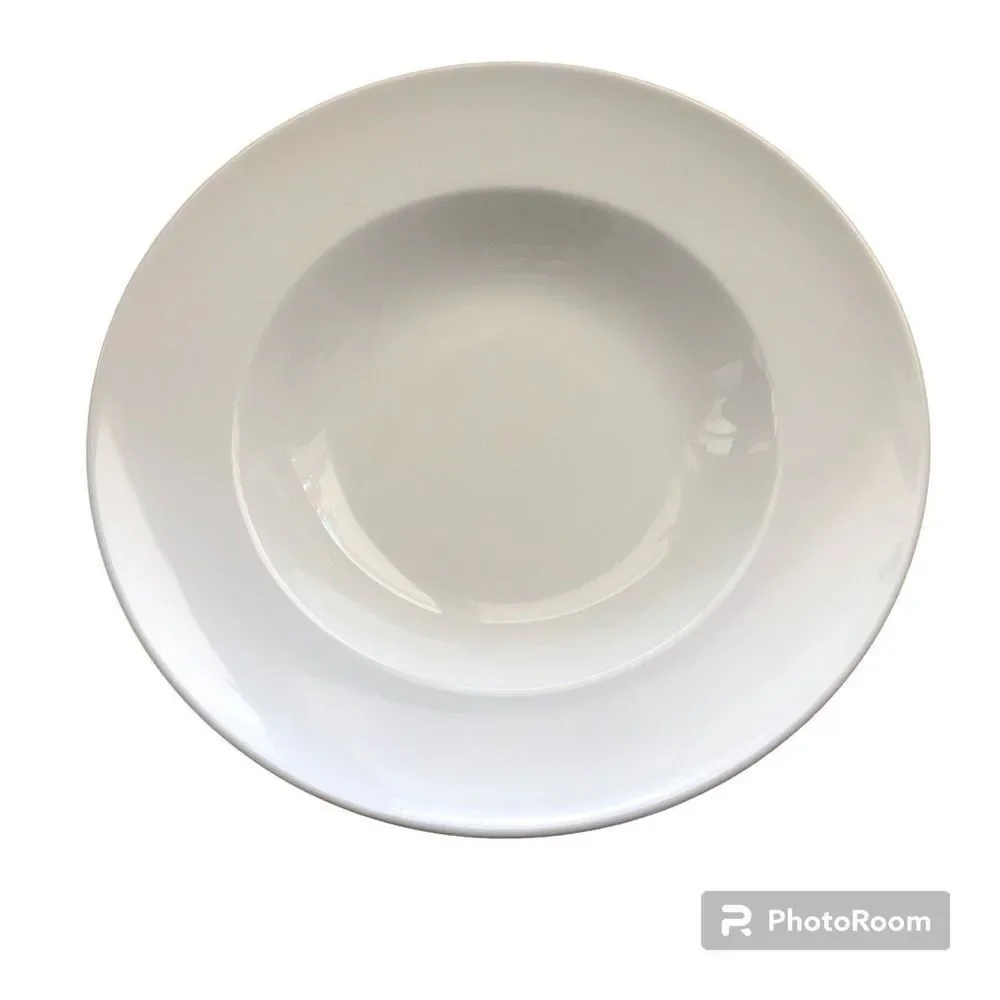 CRATE & BARREL Large Porcelain Whit Soup Pasta Bowl 12” Rim 2”